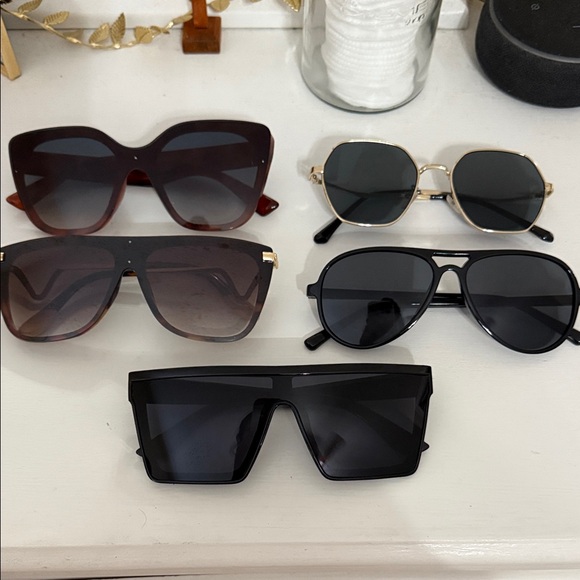 Sunglass bundle - Picture 1 of 1